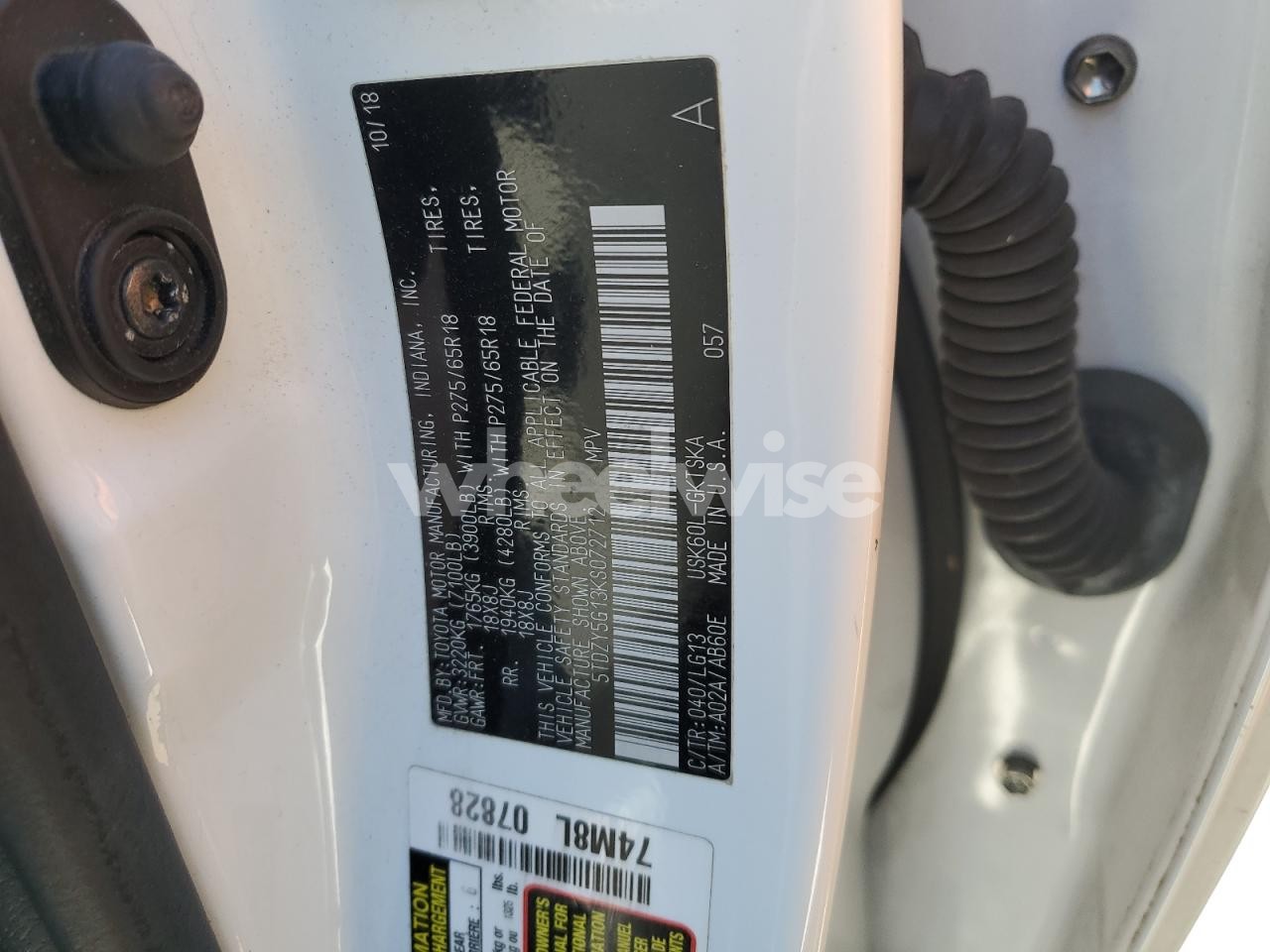 Photo 13 of 2019 TOYOTA SEQUOIA SR5 (VIN 5TDZY5G13KS072712)