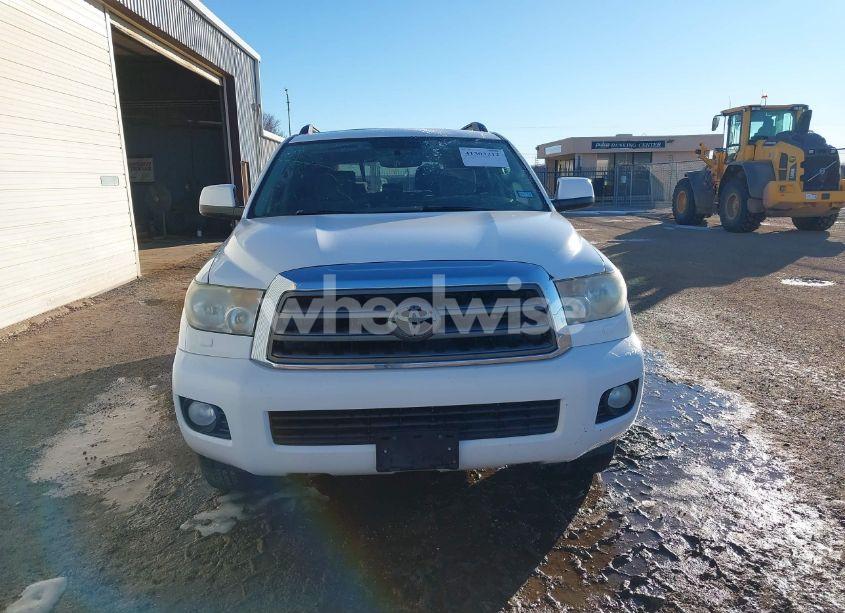 Photo 12 of 2012 Toyota Sequoia SR5 5.7L V8 (VIN 5TDZY5G15CS041463)