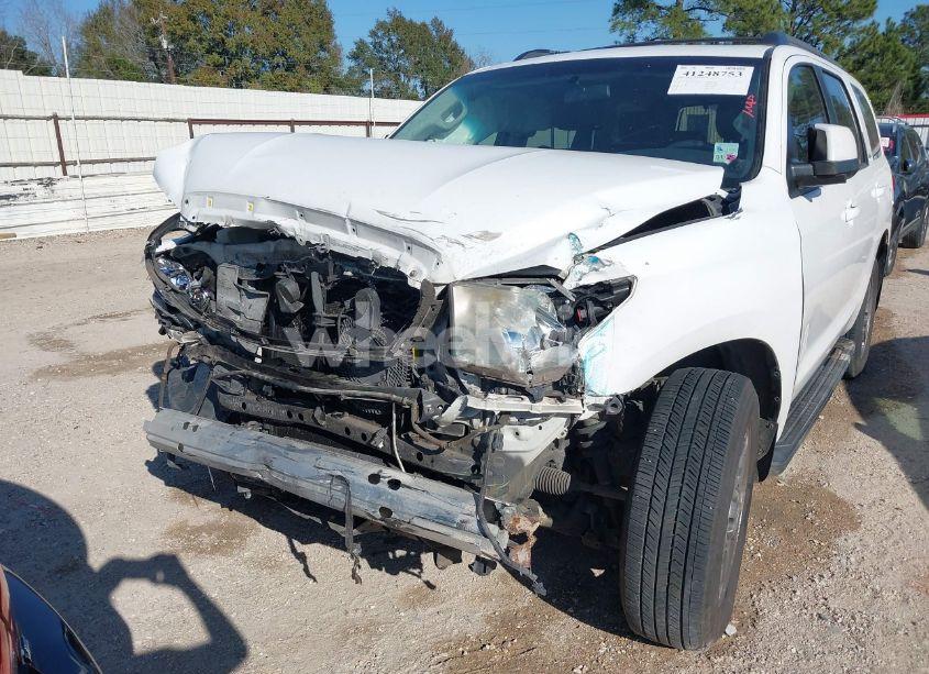 Photo 6 of 2013 Toyota Sequoia SR5 5.7L V8 (VIN 5TDZY5G17DS049176)