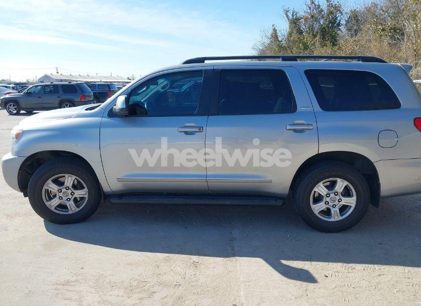 Photo 14 of 2014 Toyota Sequoia SR5 5.7L V8 (VIN 5TDZY5G18ES054999)