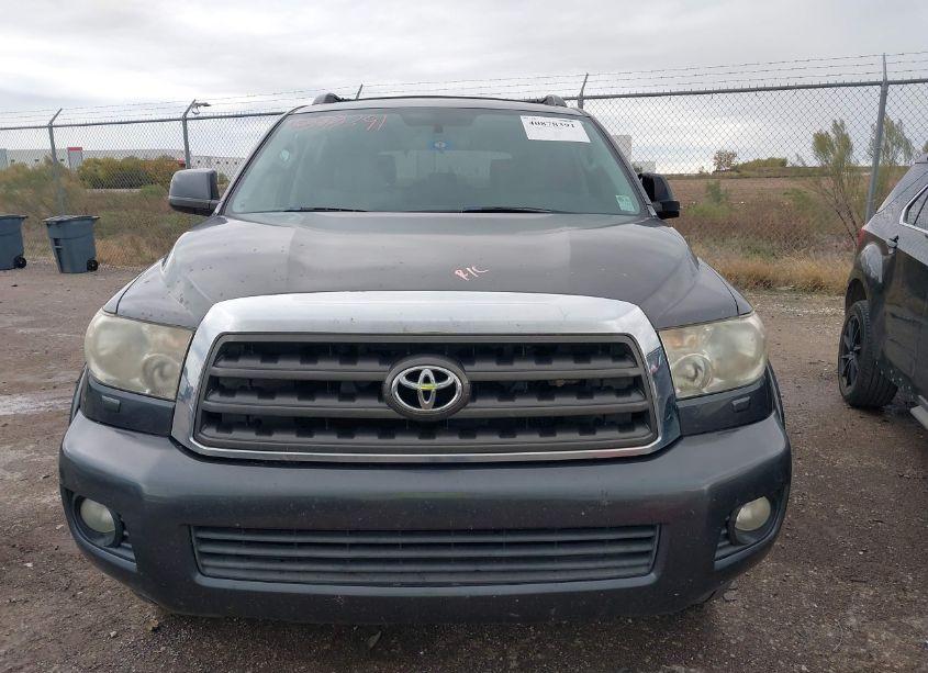 Photo 12 of 2012 Toyota Sequoia SR5 5.7L V8 (VIN 5TDZY5G19CS038419)