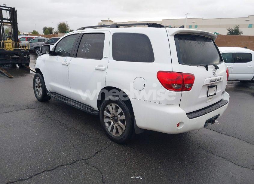 Photo 3 of 2013 Toyota Sequoia SR5 5.7L V8 (VIN 5TDZY5G19DS044397)