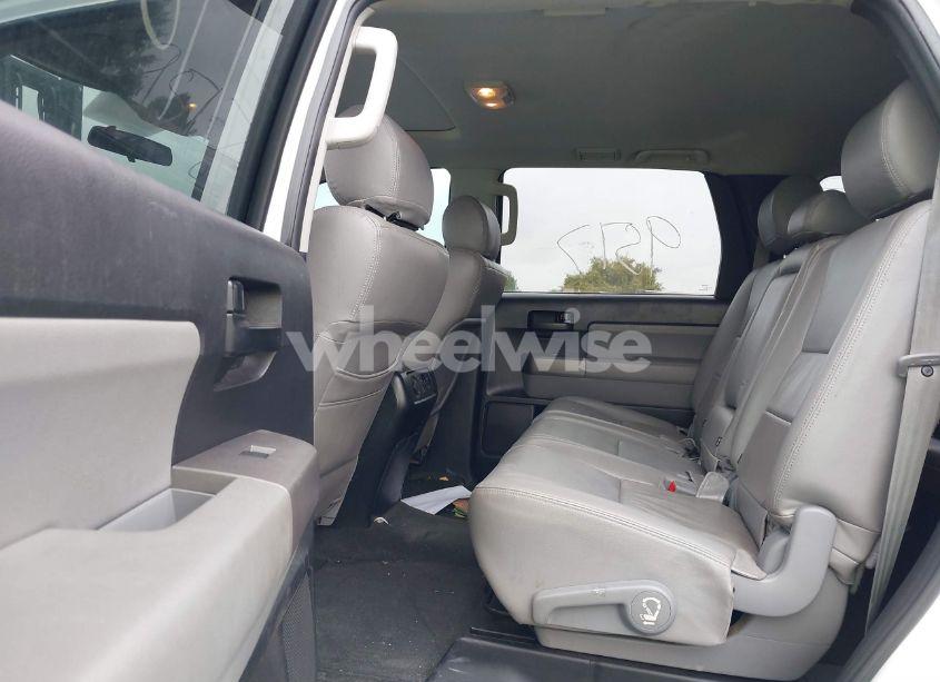 Photo 8 of 2013 Toyota Sequoia SR5 5.7L V8 (VIN 5TDZY5G19DS044397)