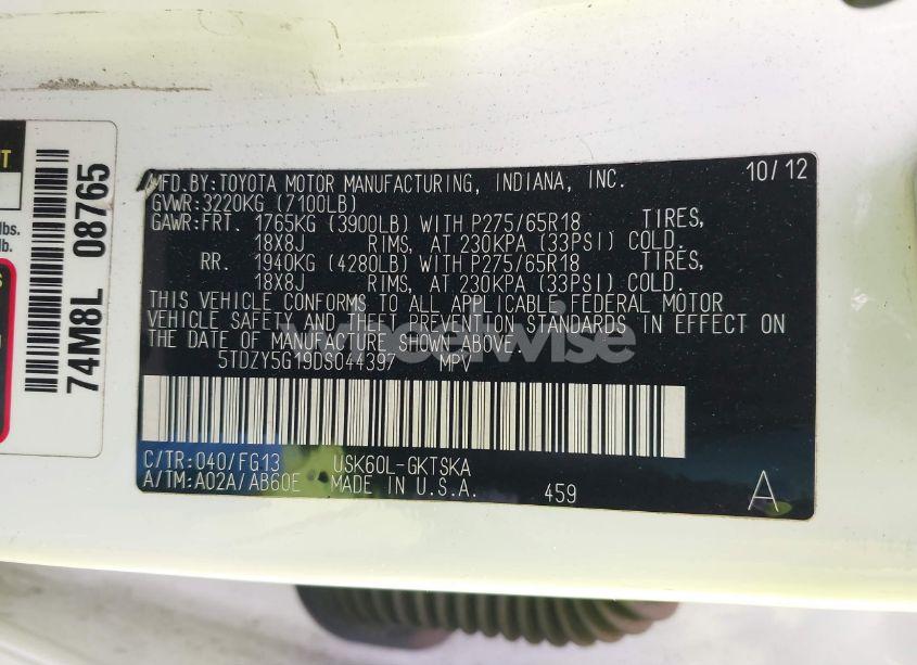 Photo 9 of 2013 Toyota Sequoia SR5 5.7L V8 (VIN 5TDZY5G19DS044397)