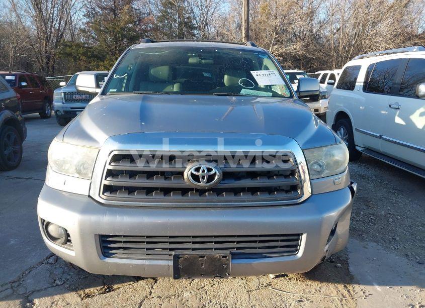 Photo 12 of 2013 Toyota Sequoia SR5 5.7L V8 (VIN 5TDZY5G19DS044917)