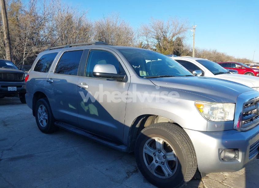 Photo 13 of 2013 Toyota Sequoia SR5 5.7L V8 (VIN 5TDZY5G19DS044917)
