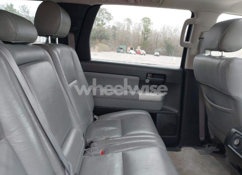 Photo 8 of 2008 Toyota Sequoia SR5 5.7L V8 (VIN 5TDZY64A68S009512)