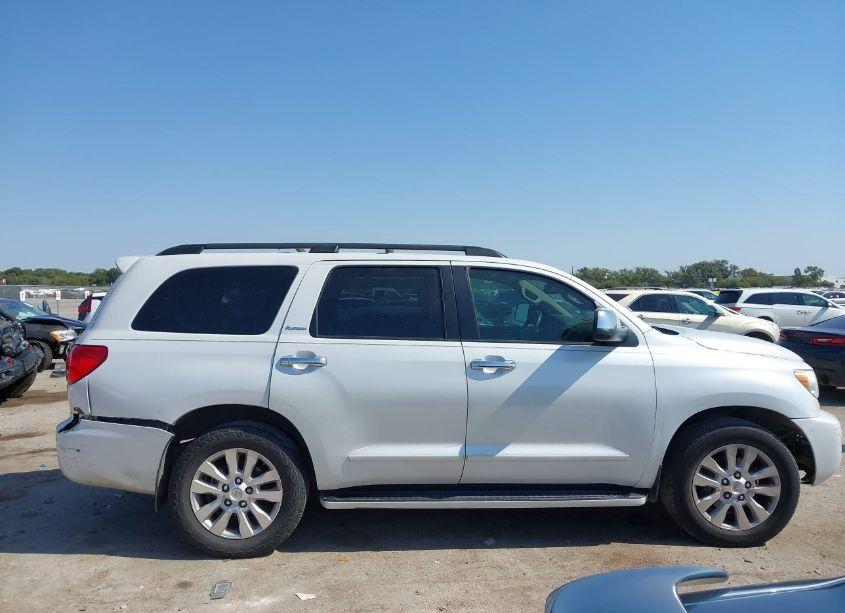 Photo 13 of 2008 Toyota Sequoia PLATINUM 5.7L V8 (VIN 5TDZY67A68S013622)