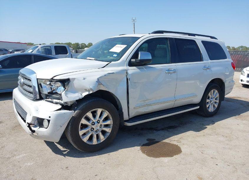 Photo 6 of 2008 Toyota Sequoia PLATINUM 5.7L V8 (VIN 5TDZY67A68S013622)