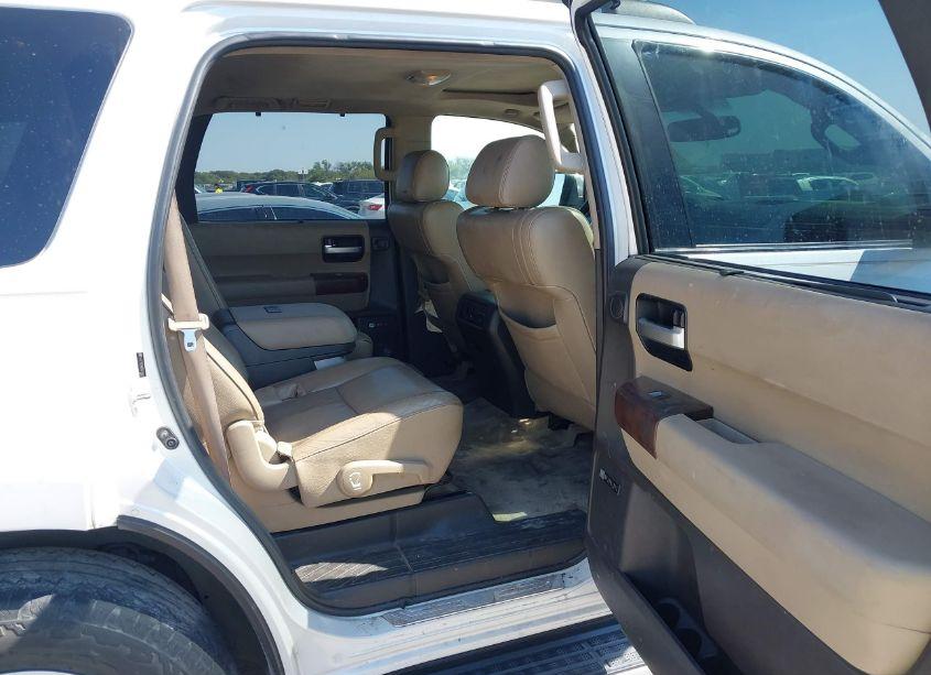 Photo 8 of 2008 Toyota Sequoia PLATINUM 5.7L V8 (VIN 5TDZY67A68S013622)