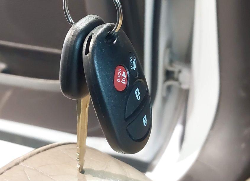 Photo 11 of 2008 Toyota Sequoia LIMITED 5.7L V8 (VIN 5TDZY68A38S011275)