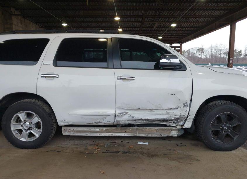 Photo 13 of 2008 Toyota Sequoia LIMITED 5.7L V8 (VIN 5TDZY68A38S011275)