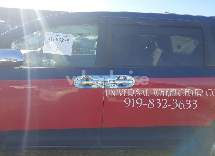 Photo 14 of 2019 Toyota Sienna L 7 PASSENGER (VIN 5TDZZ3DC0KS987590)