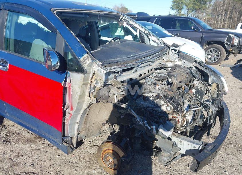 Photo 6 of 2019 Toyota Sienna L 7 PASSENGER (VIN 5TDZZ3DC0KS987590)