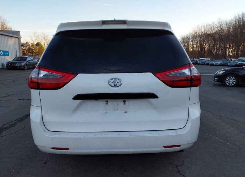 Photo 17 of 2020 Toyota Sienna L (VIN 5TDZZ3DC0LS033262)