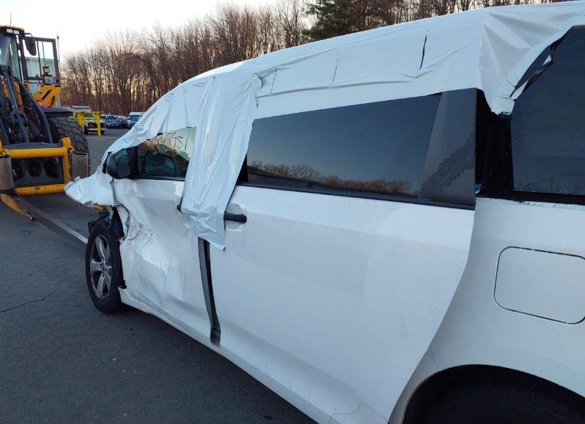 Photo 21 of 2020 Toyota Sienna L (VIN 5TDZZ3DC0LS033262)