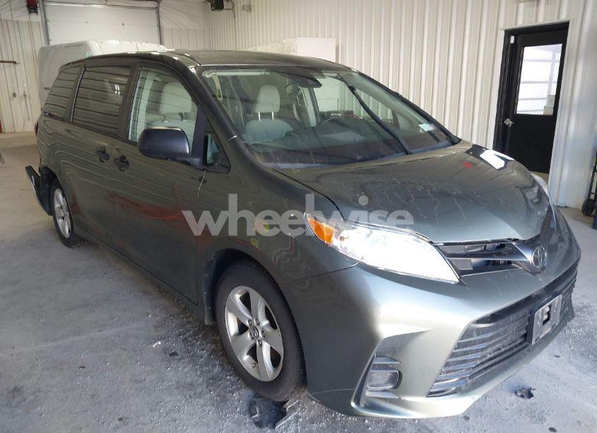 2020 Toyota Sienna L (VIN 5TDZZ3DC1LS046716) main photo