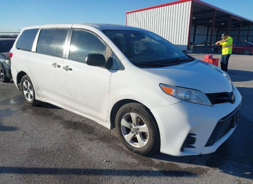 2020 Toyota Sienna L (VIN 5TDZZ3DC1LS056971) main photo