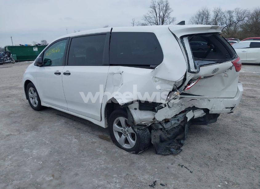 Photo 3 of 2020 Toyota Sienna L (VIN 5TDZZ3DC1LS082549)