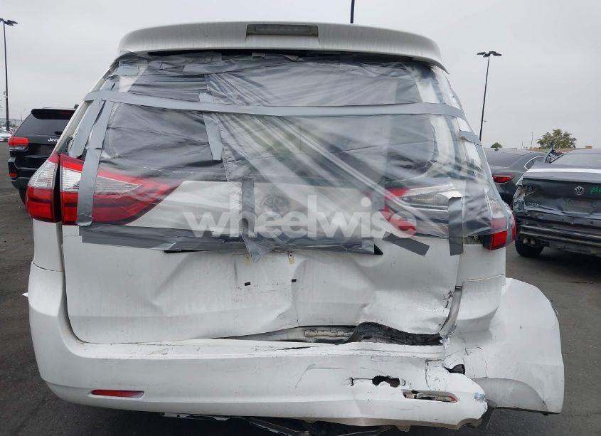 Photo 16 of 2017 Toyota Sienna L 7 PASSENGER (VIN 5TDZZ3DC2HS800102)