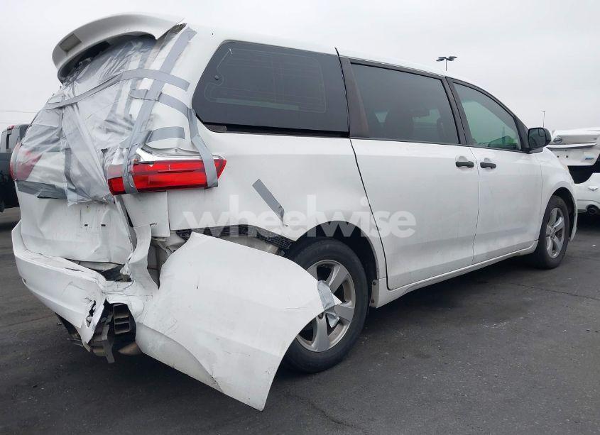 Photo 4 of 2017 Toyota Sienna L 7 PASSENGER (VIN 5TDZZ3DC2HS800102)