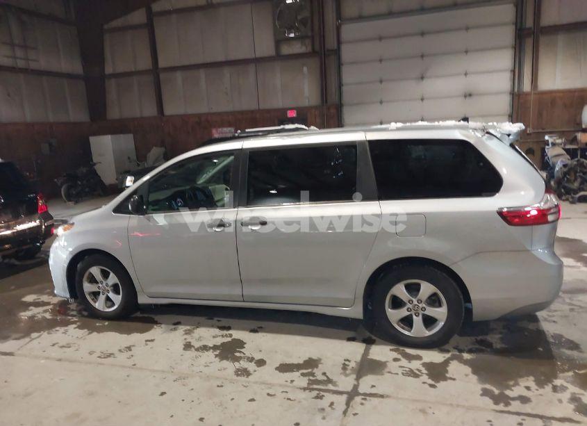 Photo 14 of 2020 Toyota Sienna L (VIN 5TDZZ3DC2LS082625)