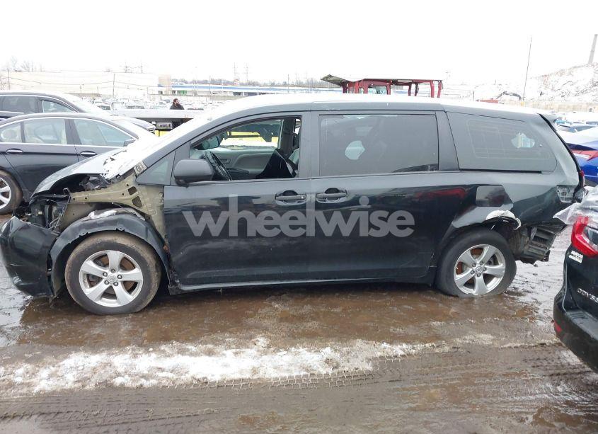 Photo 14 of 2017 Toyota Sienna L 7 PASSENGER (VIN 5TDZZ3DC3HS797386)