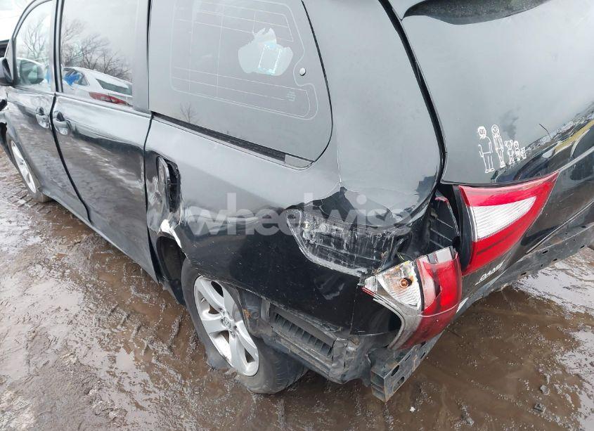 Photo 18 of 2017 Toyota Sienna L 7 PASSENGER (VIN 5TDZZ3DC3HS797386)