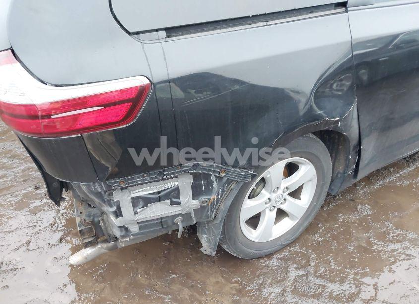 Photo 19 of 2017 Toyota Sienna L 7 PASSENGER (VIN 5TDZZ3DC3HS797386)