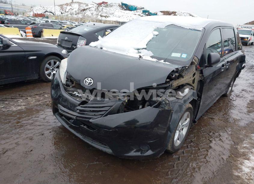 Photo 6 of 2017 Toyota Sienna L 7 PASSENGER (VIN 5TDZZ3DC3HS797386)