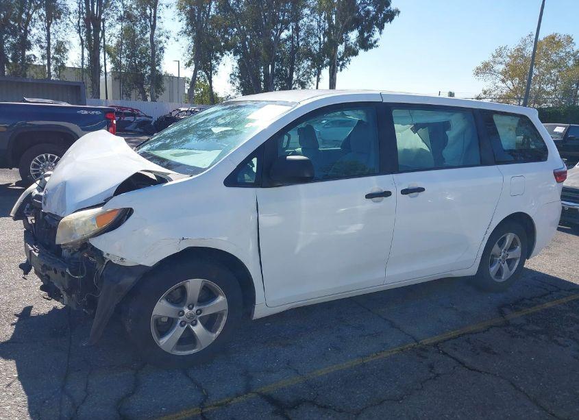 Photo 15 of 2017 Toyota Sienna L 7 PASSENGER (VIN 5TDZZ3DC3HS870546)