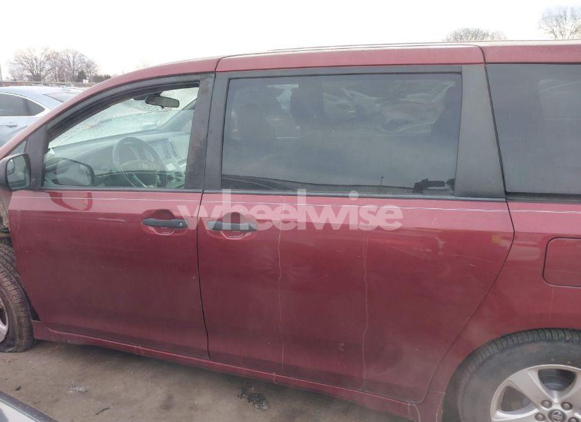 Photo 15 of 2019 Toyota Sienna L 7 PASSENGER (VIN 5TDZZ3DC3KS968533)