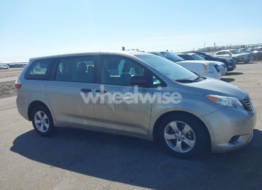Photo 13 of 2017 Toyota Sienna L 7 PASSENGER (VIN 5TDZZ3DC6HS799116)