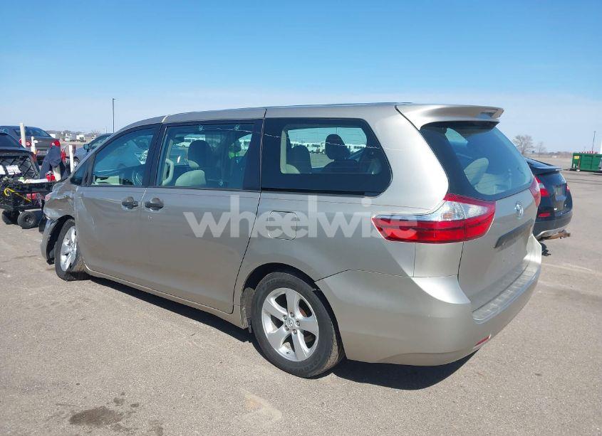 Photo 3 of 2017 Toyota Sienna L 7 PASSENGER (VIN 5TDZZ3DC6HS799116)