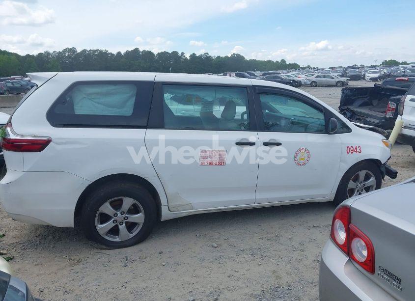 Photo 13 of 2017 Toyota Sienna L 7 PASSENGER (VIN 5TDZZ3DC7HS819101)