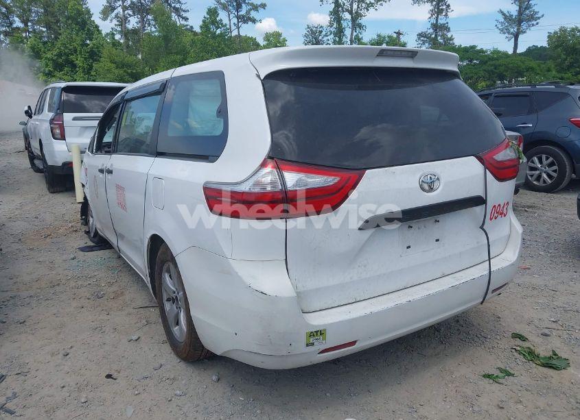 Photo 3 of 2017 Toyota Sienna L 7 PASSENGER (VIN 5TDZZ3DC7HS819101)