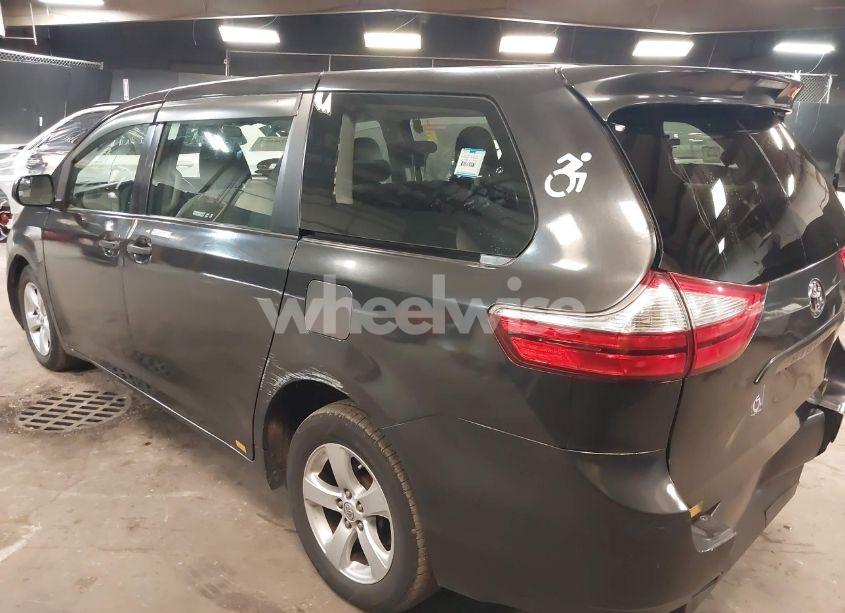 Photo 6 of 2017 Toyota Sienna L 7 PASSENGER (VIN 5TDZZ3DC8HS785086)