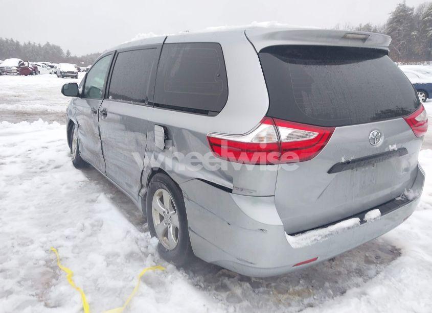 Photo 3 of 2017 Toyota Sienna L 7 PASSENGER (VIN 5TDZZ3DC9HS802672)