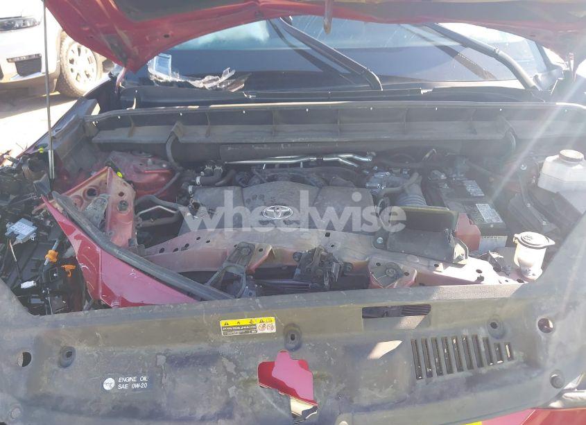 Photo 10 of 2022 Toyota Highlander LE (VIN 5TDZZRAH1NS132002)