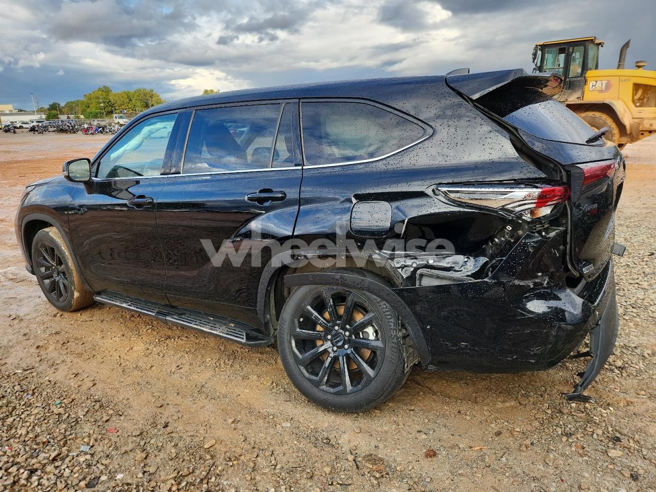 Photo 2 of 2022 TOYOTA HIGHLANDER L (VIN 5TDZZRAH1NS132923)