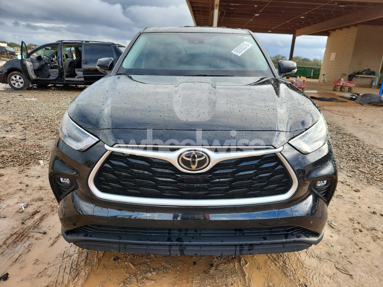 Photo 5 of 2022 TOYOTA HIGHLANDER L (VIN 5TDZZRAH1NS132923)