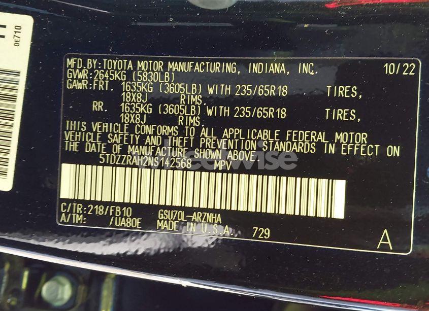 Photo 9 of 2022 Toyota Highlander LE (VIN 5TDZZRAH2NS142568)