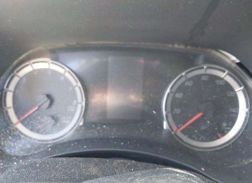 Photo 14 of 2021 Toyota Highlander LE (VIN 5TDZZRAH3MS529869)