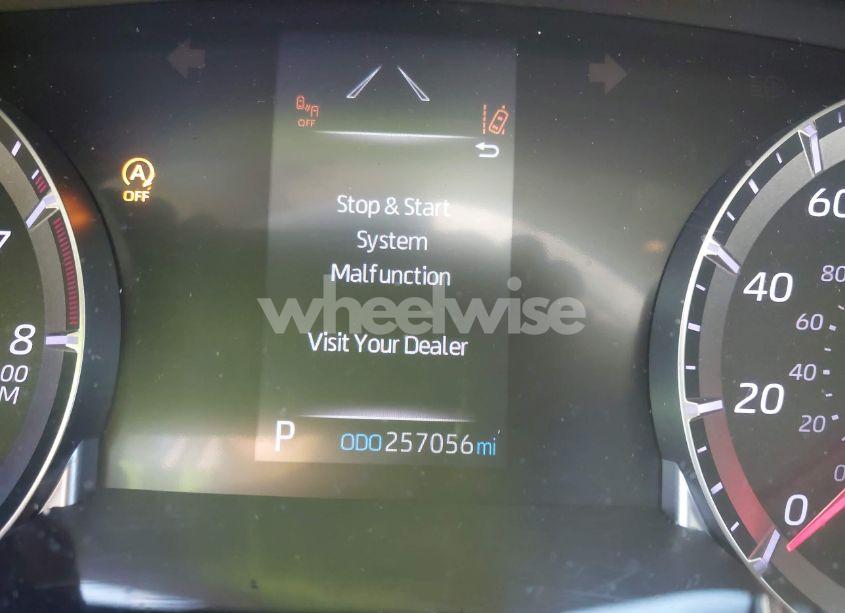 Photo 15 of 2021 Toyota Highlander LE (VIN 5TDZZRAH4MS068164)