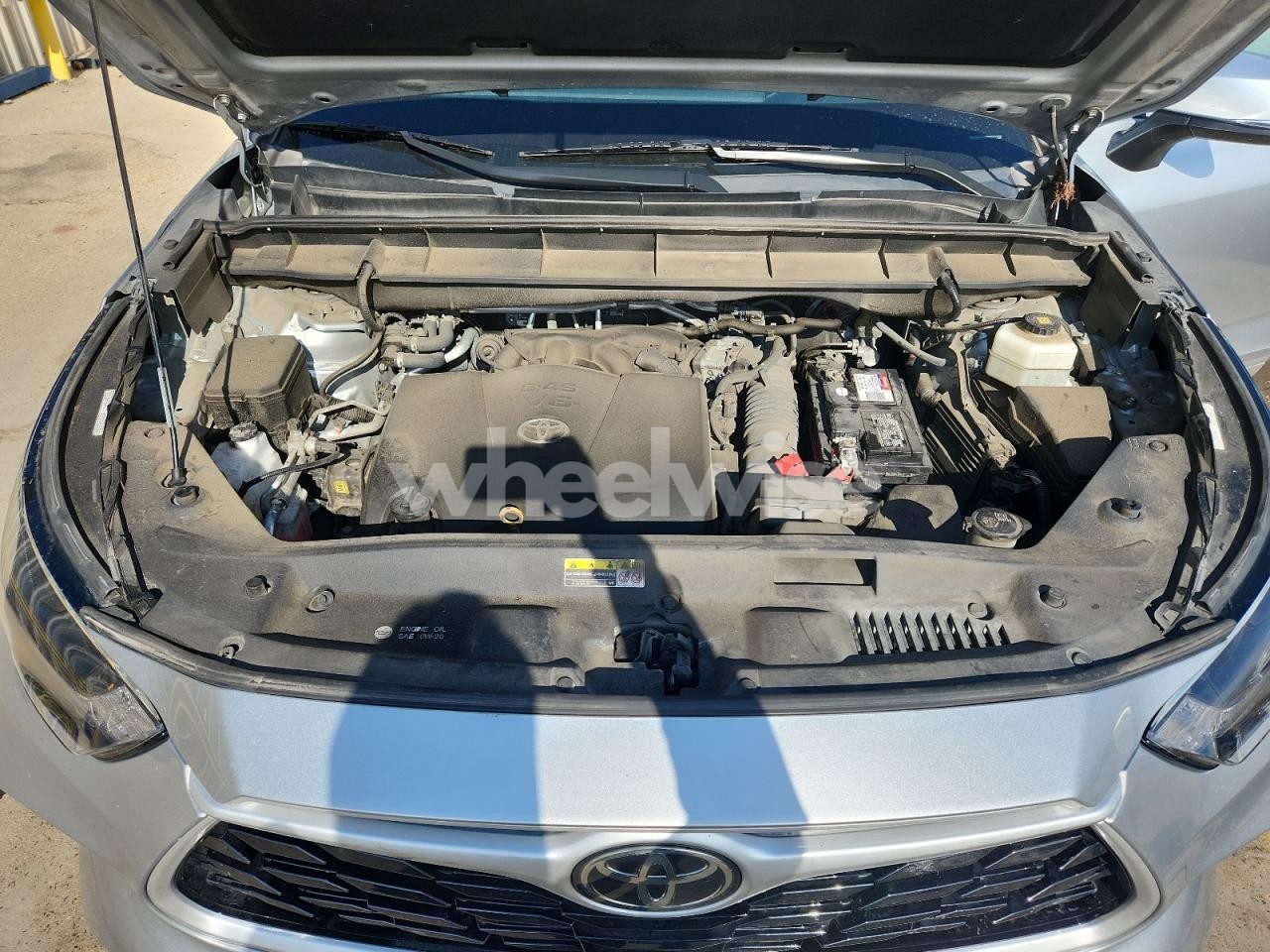 Photo 12 of 2021 TOYOTA HIGHLANDER L (VIN 5TDZZRAH4MS536247)