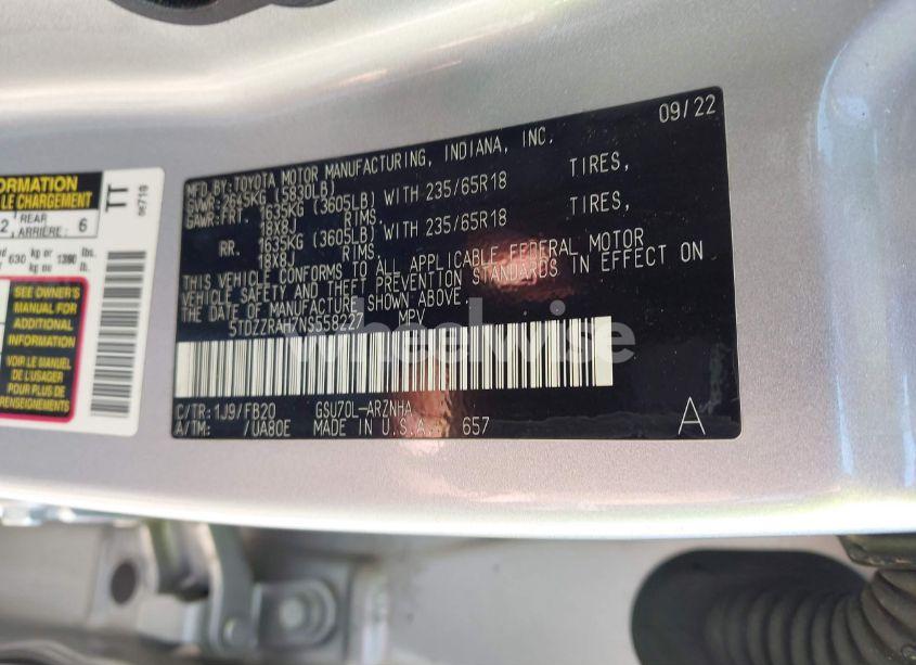 Photo 9 of 2022 Toyota Highlander LE (VIN 5TDZZRAH7NS558227)