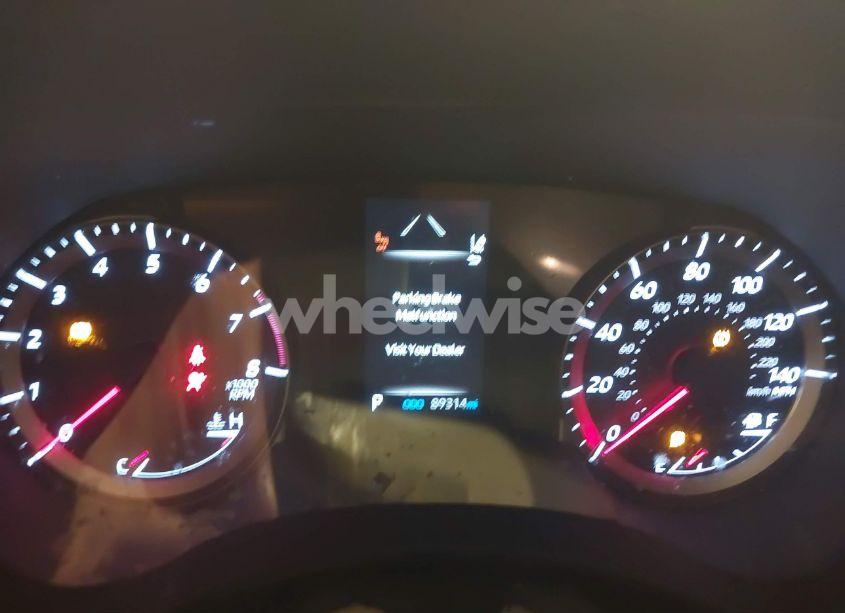 Photo 7 of 2021 Toyota Highlander LE (VIN 5TDZZRAH9MS523624)