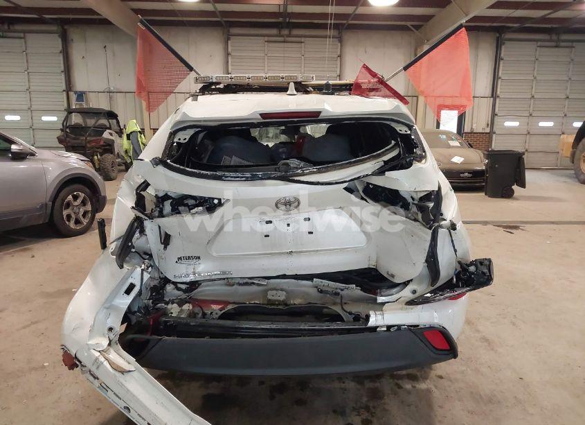 Photo 17 of 2020 Toyota Highlander LE (VIN 5TDZZRAHXLS503252)
