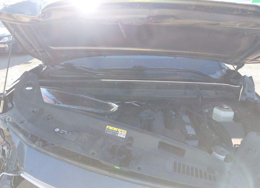 Photo 10 of 2021 Toyota Highlander LE (VIN 5TDZZRAHXMS083865)