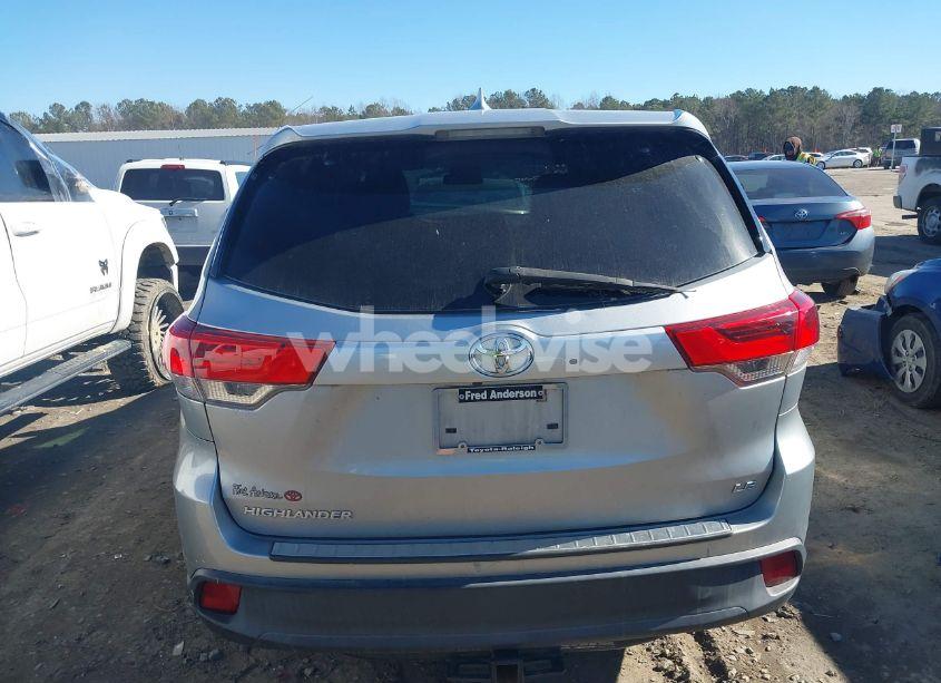 Photo 16 of 2017 Toyota Highlander LE PLUS (VIN 5TDZZRFH0HS217300)